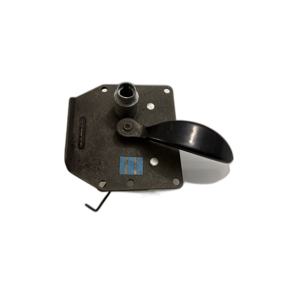 Door Lock Early 110 Non Slam Type RH R.h.d to 1986 MUC1032